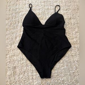 💕3/$25💕 H&M Black Ribbed One-Piece Swimsuit
